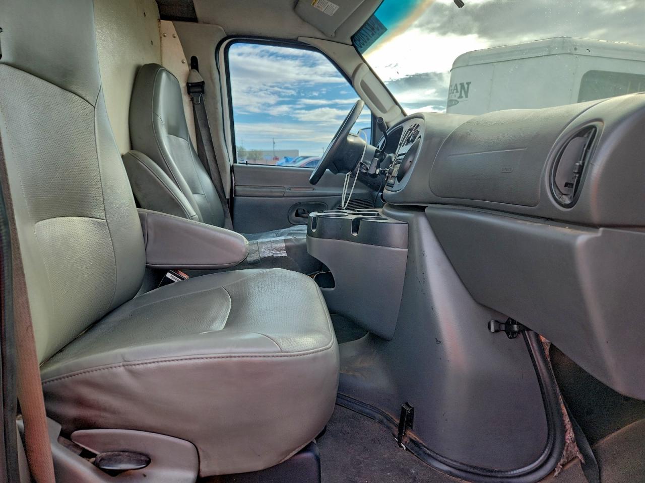 2006 Ford Econoline E250 Van VIN: 1FTNS24L46DB05240 Lot: 94272095