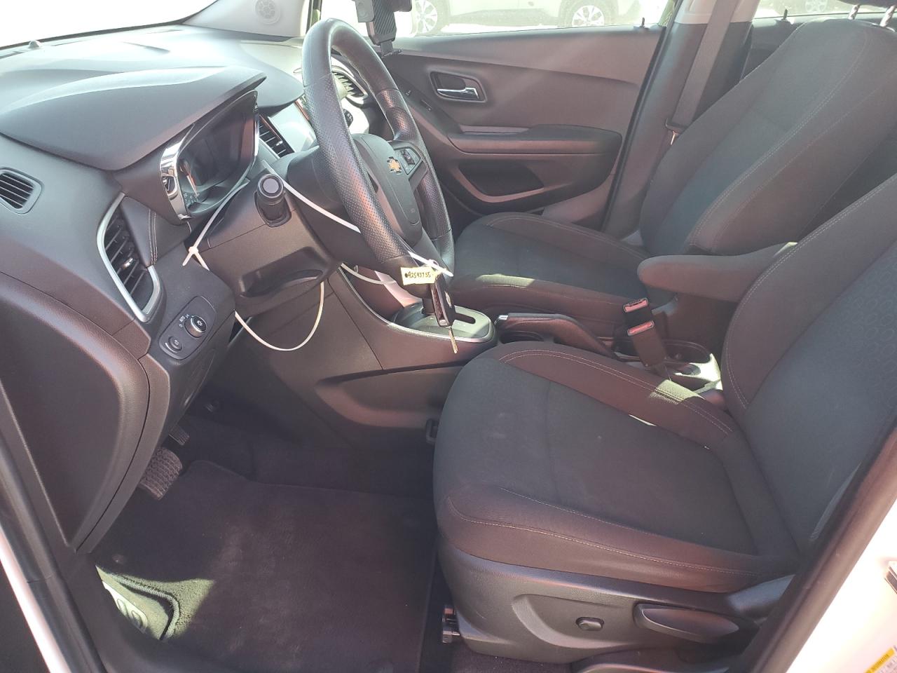 2020 Chevrolet Trax Ls VIN: KL7CJKSB4LB317449 Lot: 92593755