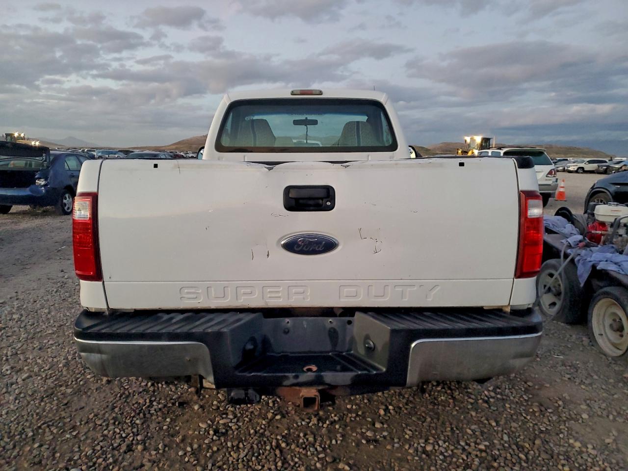 2008 Ford F250 Super Duty VIN: 1FTNF215X8EB37410 Lot: 93072085