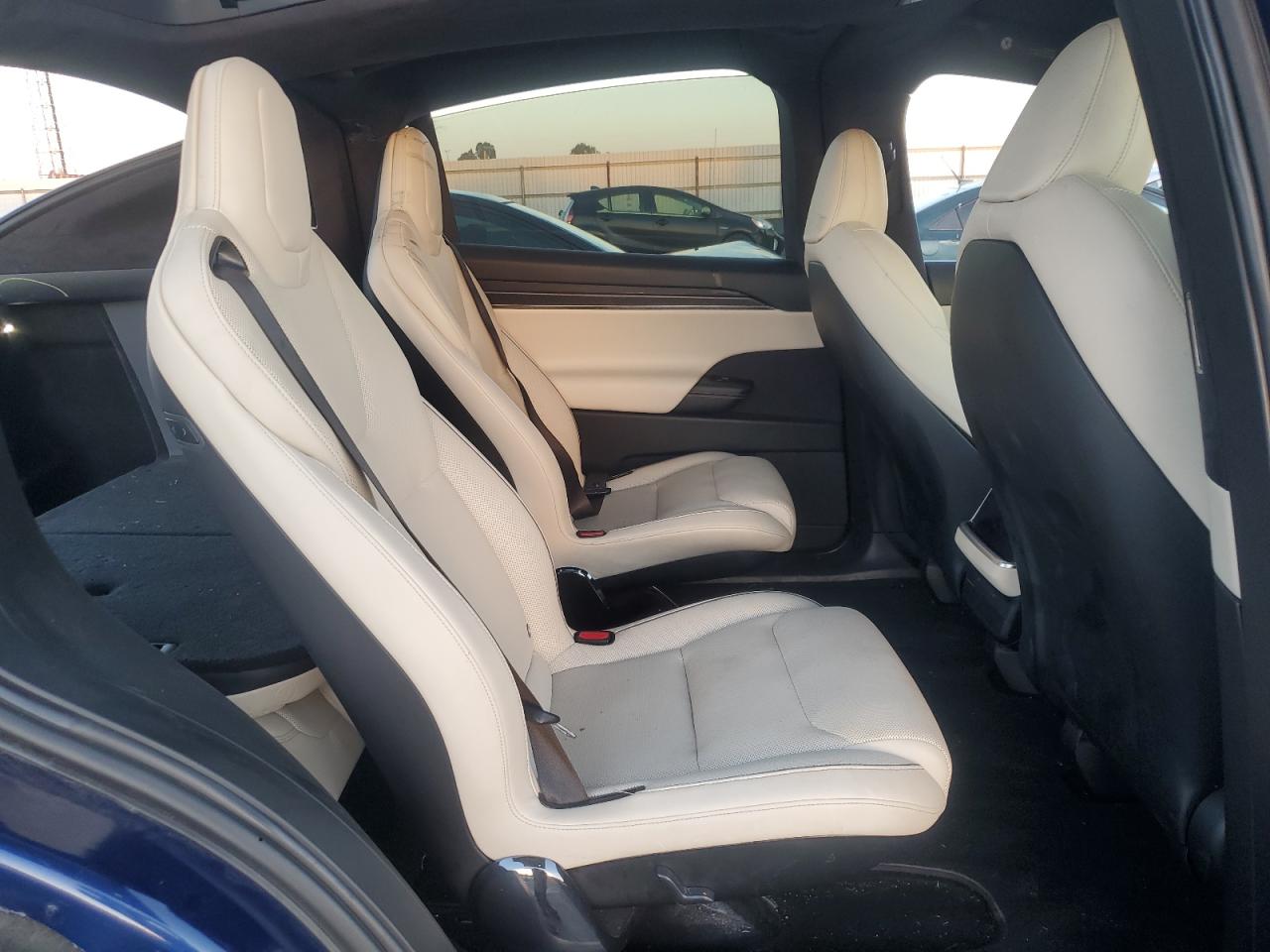 2022 Tesla Model X VIN: 7SAXCBE60NF353462 Lot: 91307945