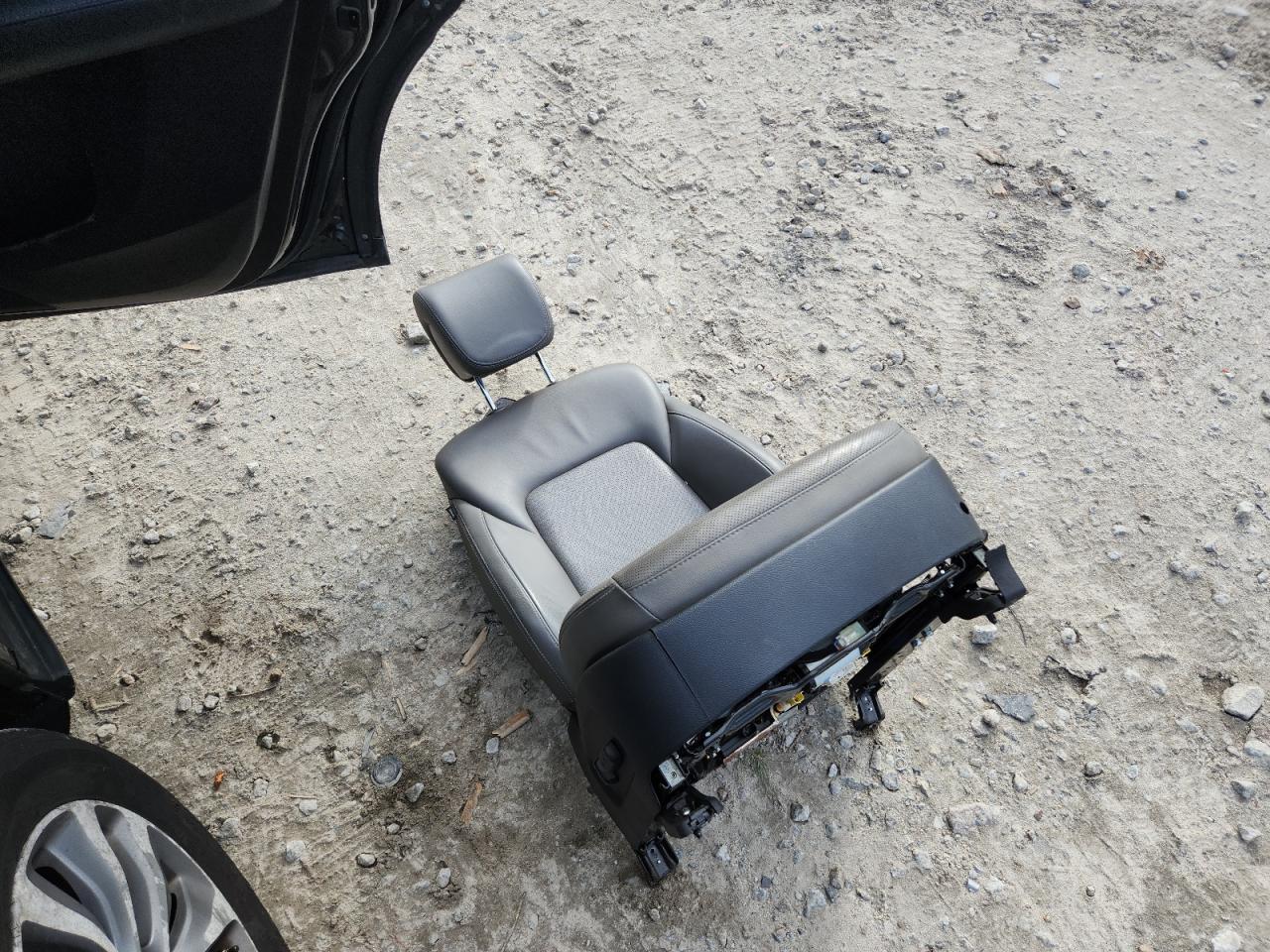 2015 Acura Mdx Technology VIN: 5FRYD4H41FB024094 Lot: 92075795