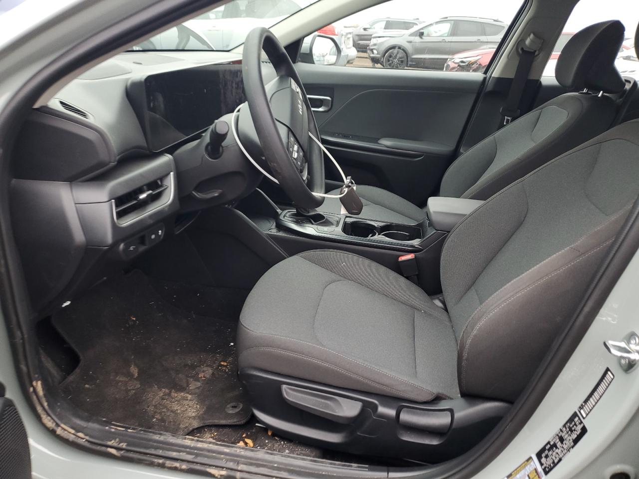 2025 Kia K4 Lx VIN: 3KPFT4DE9SE117133 Lot: 92941035