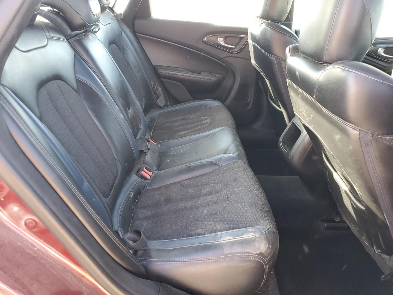 2015 Chrysler 200 S VIN: 1C3CCCBB2FN613242 Lot: 91128885