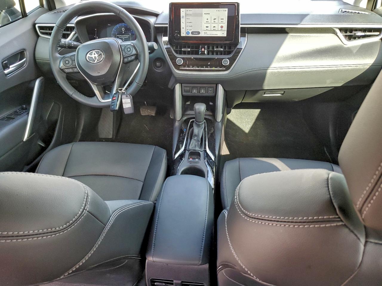 2025 Toyota Corolla Cross Xle VIN: 7MUDAAAGXSV123181 Lot: 93903785