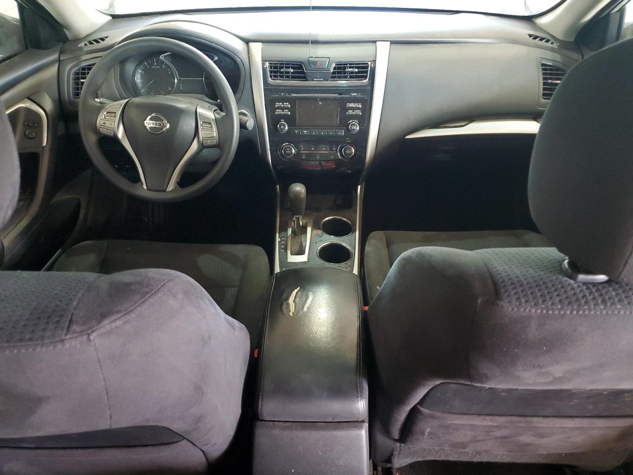 2015 Nissan Altima 2.5 VIN: 1N4AL3AP2FN399035 Lot: 92928815