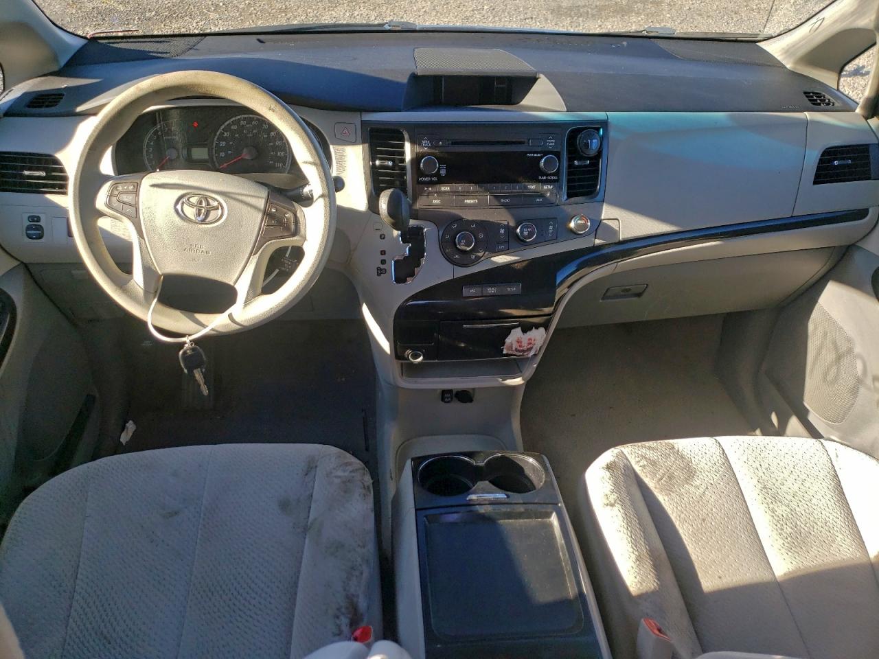 2011 Toyota Sienna Le VIN: 5TDKK3DC8BS039766 Lot: 94085155