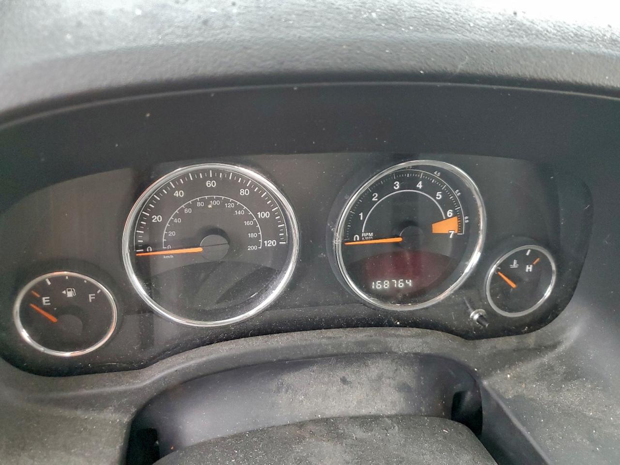 2014 Jeep Compass Latitude VIN: 1C4NJDEB0ED617712 Lot: 93694675