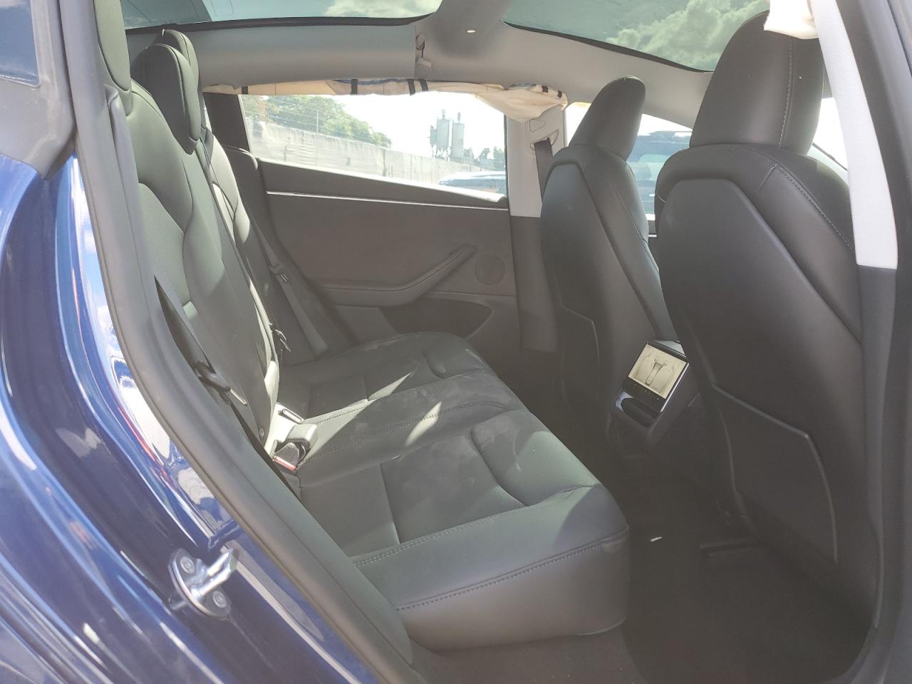 2025 Tesla Model 3 VIN: 5YJ3E1EB5SF896444 Lot: 93604065