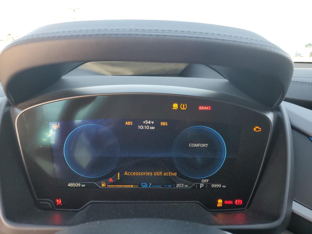 Фото: WBY2Z2C52FV392684