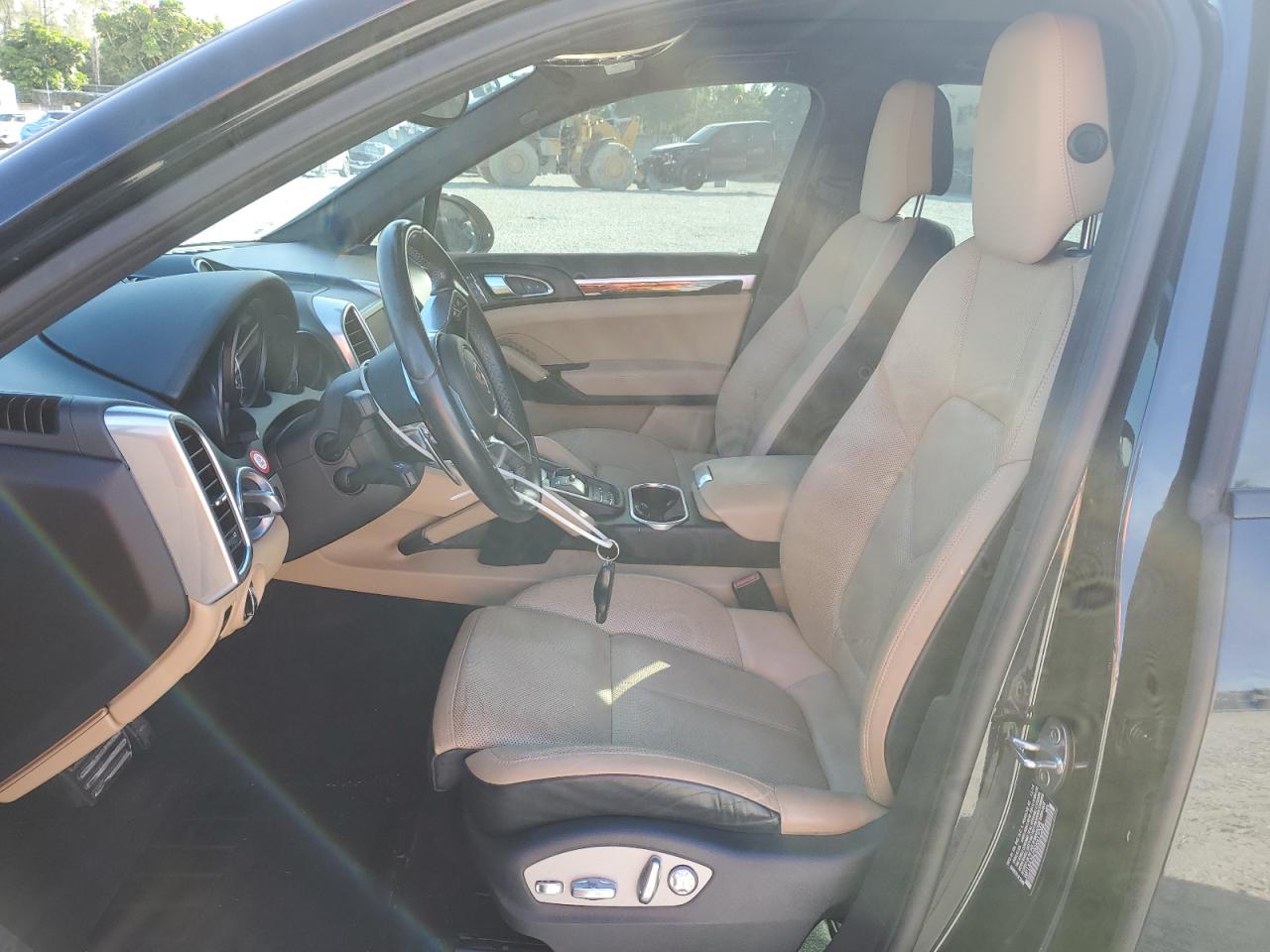 2016 Porsche Cayenne VIN: WP1AA2A29GKA12268 Lot: 92502875