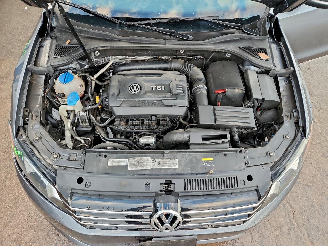 2015 Volkswagen Passat S VIN: 1VWAT7A35FC085812 Lot: 94249195