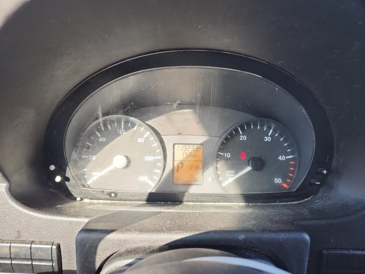 2018 Mercedes Benz Sprinter 2500 Delivery Van VIN: WD3PE7CD0JP636346 Lot: 92024805