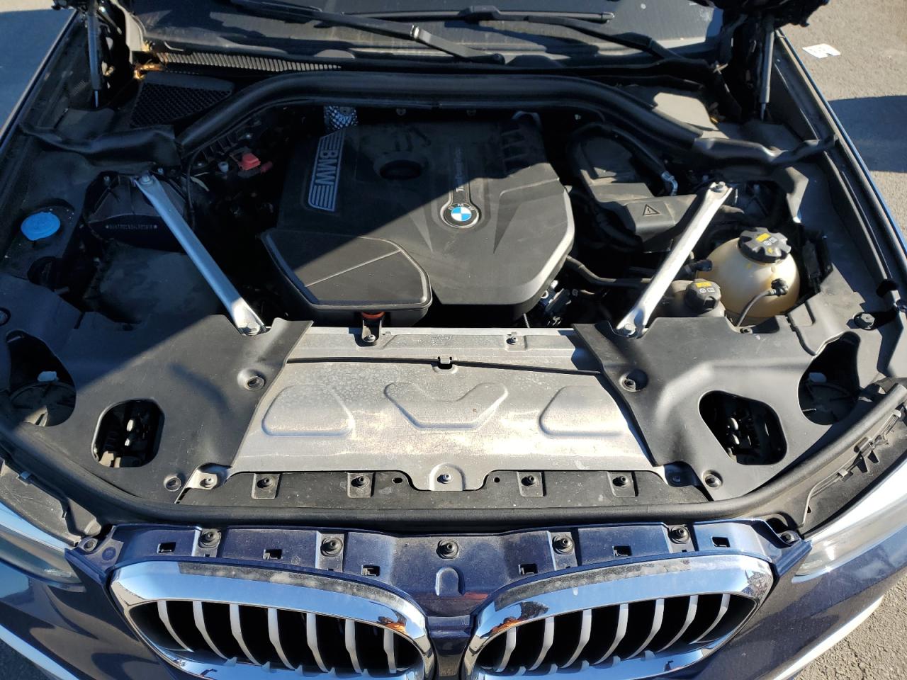 2019 BMW X3 xDrive30I VIN: 5UXTR9C59KLR07618 Lot: 92638635