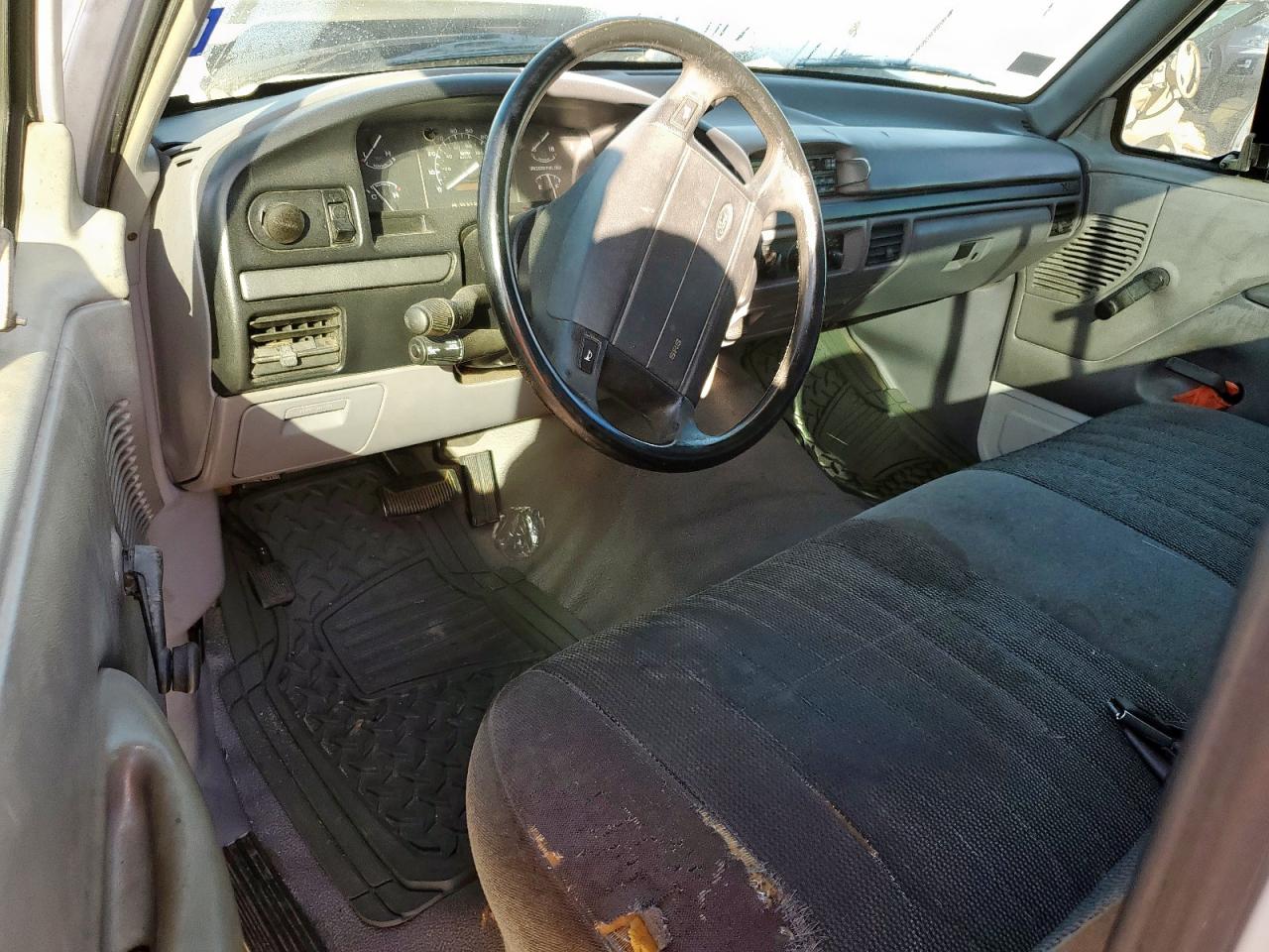 1994 Ford F150 VIN: 1FTEF15Y7RLA44033 Lot: 92952225