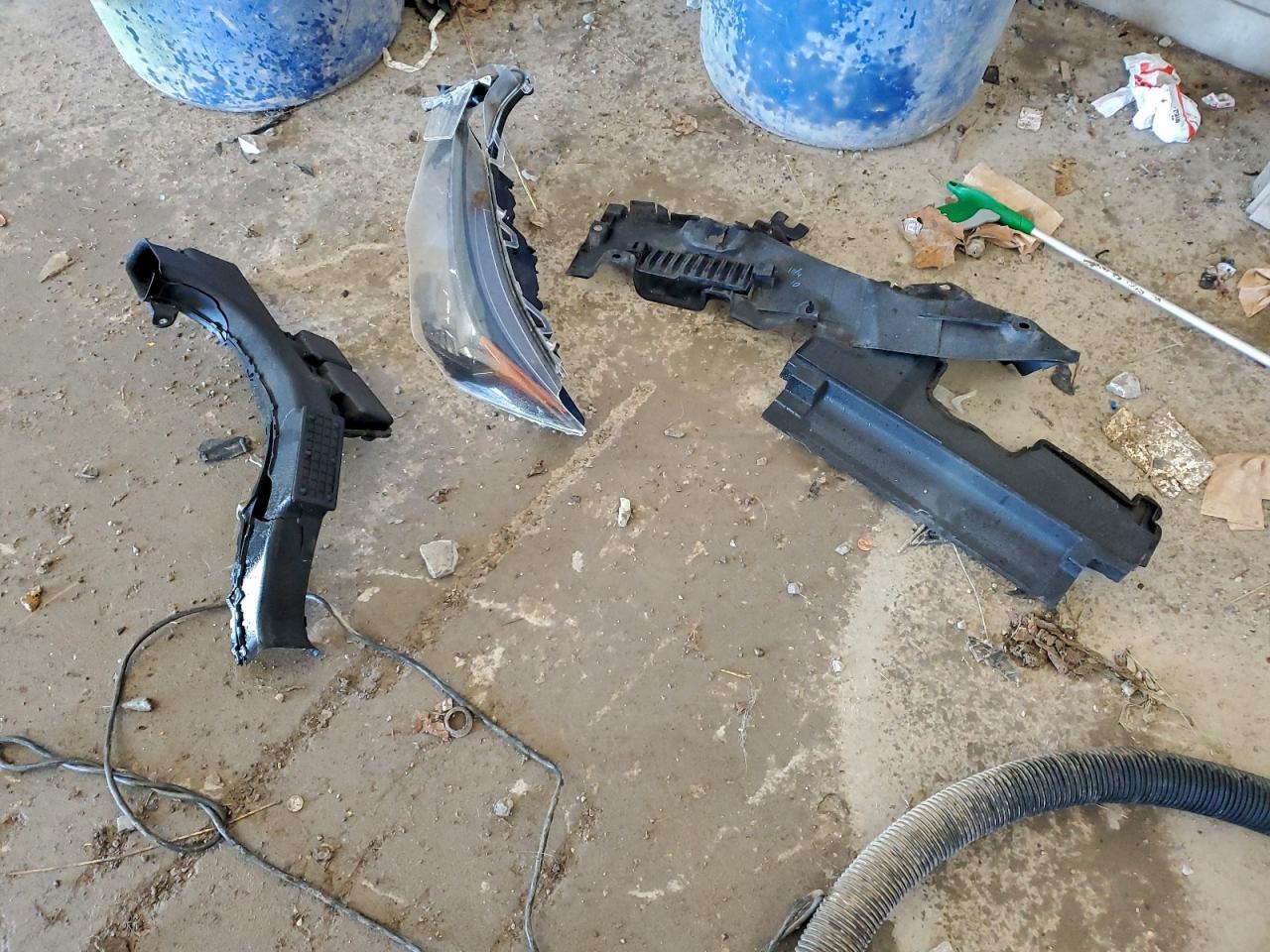 2020 Toyota Rav4 Le VIN: JTMF1RFV4LD048712 Lot: 93786365