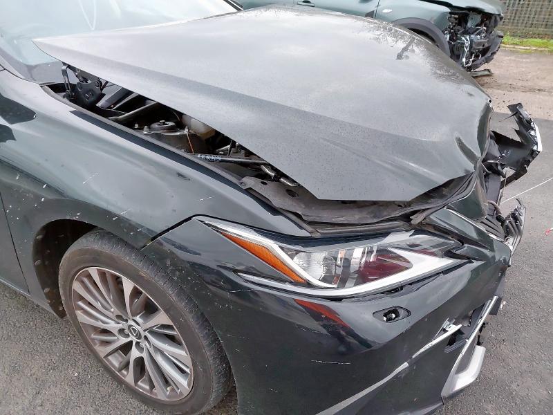 2021 LEXUS ES 300H 2.5 4DR CVT