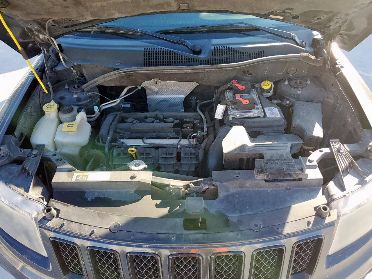 2014 Jeep Compass Sport VIN: 1C4NJCBA8ED886885 Lot: 91080895