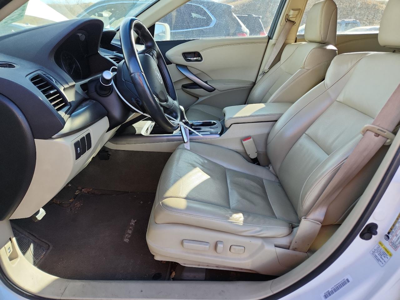 2015 Acura Rdx VIN: 5J8TB4H38FL010992 Lot: 91739095