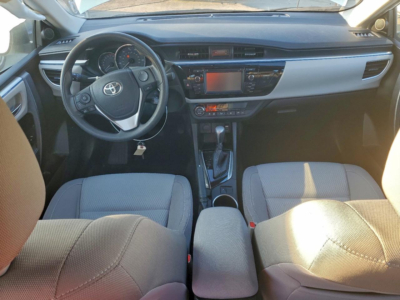 2016 Toyota Corolla L VIN: 5YFBURHE0GP519924 Lot: 94933825