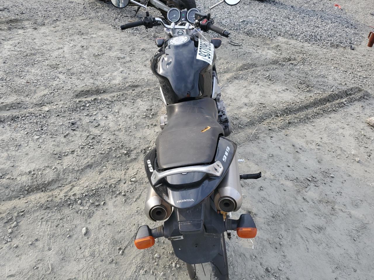 2005 Honda Cb900 F VIN: JH2SC48075M300265 Lot: 93709625