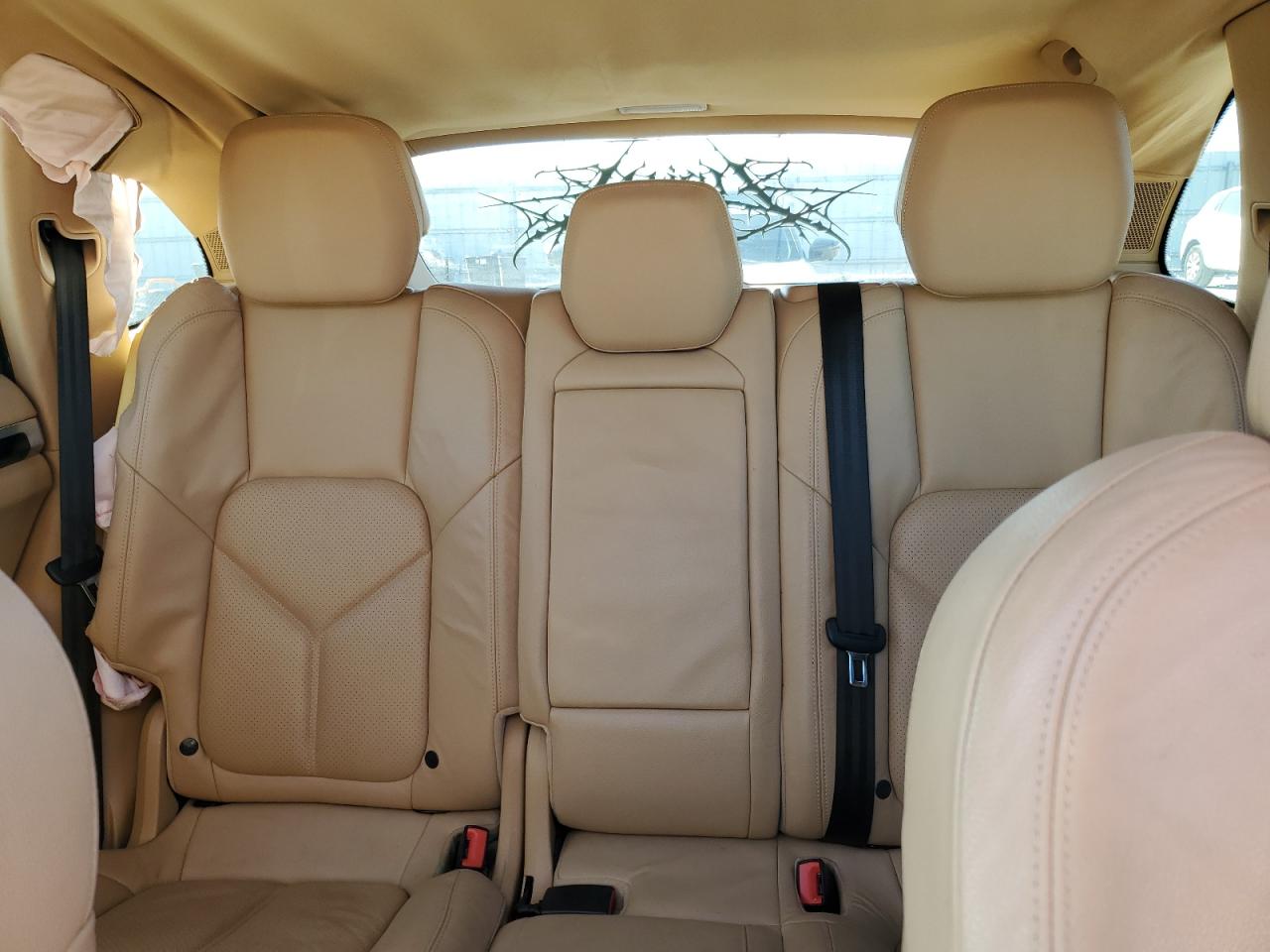 2012 Porsche Cayenne VIN: WP1AA2A24CLA10531 Lot: 92325865