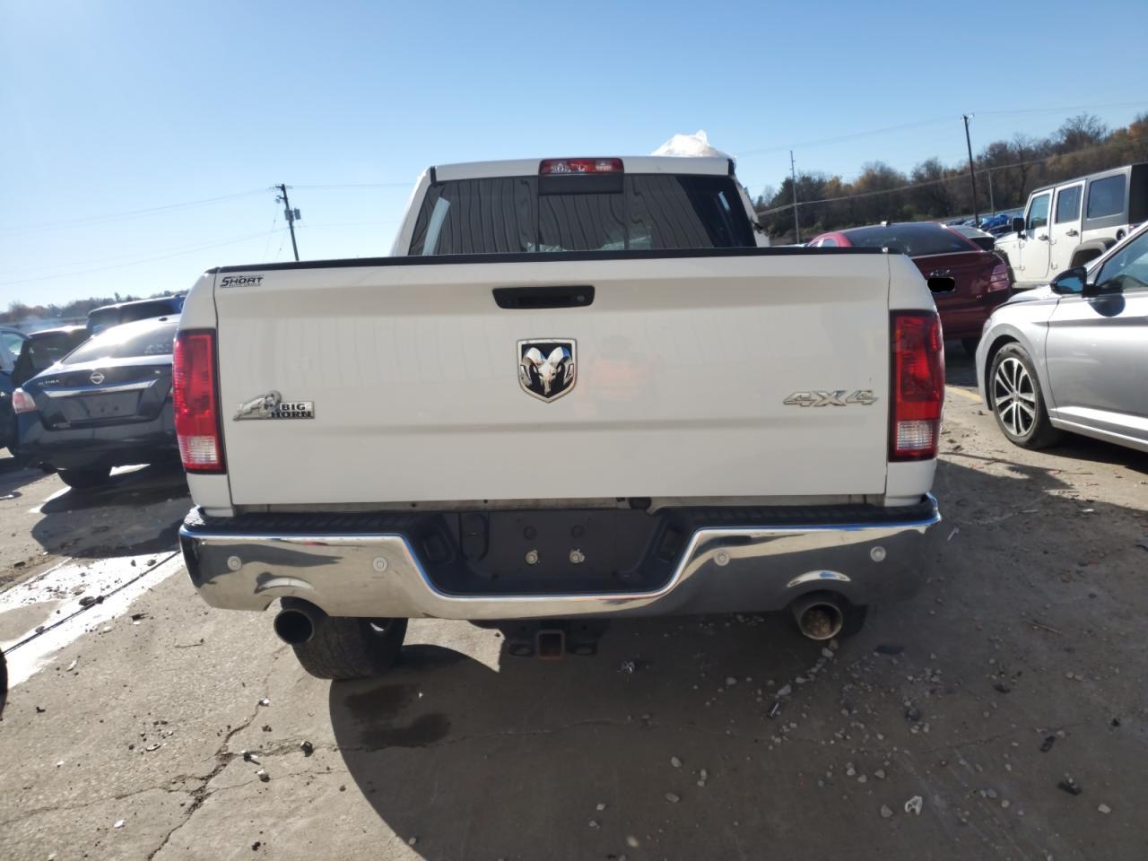 2018 Ram 1500 Slt VIN: 3C6RR7LT4JG135563 Lot: 91553275