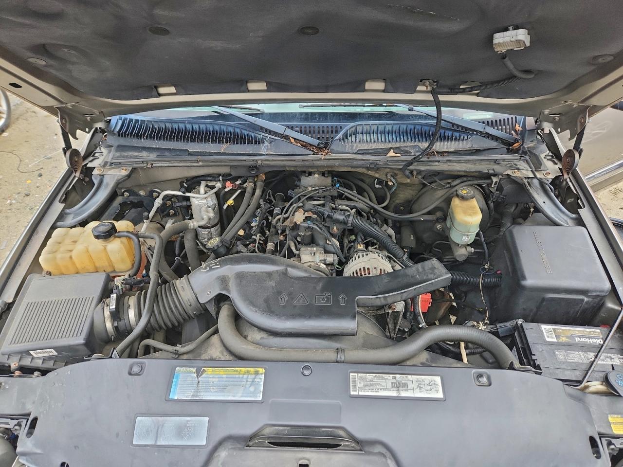 2001 GMC Yukon Xl K1500 VIN: 3GKFK16T31G244545 Lot: 94146345