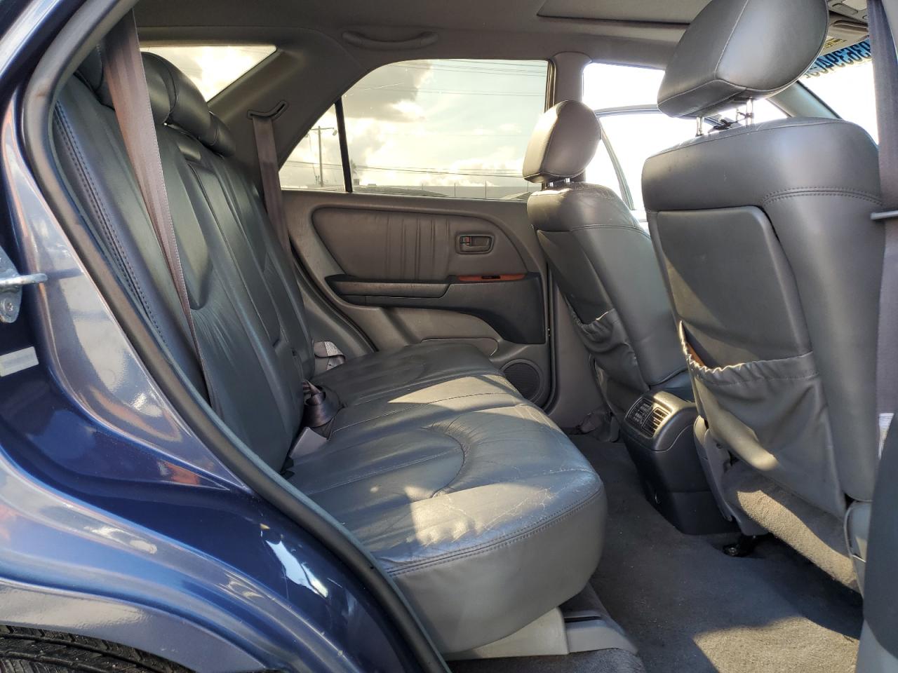 2000 Lexus Rx 300 VIN: JT6HF10U0Y0105019 Lot: 93639405