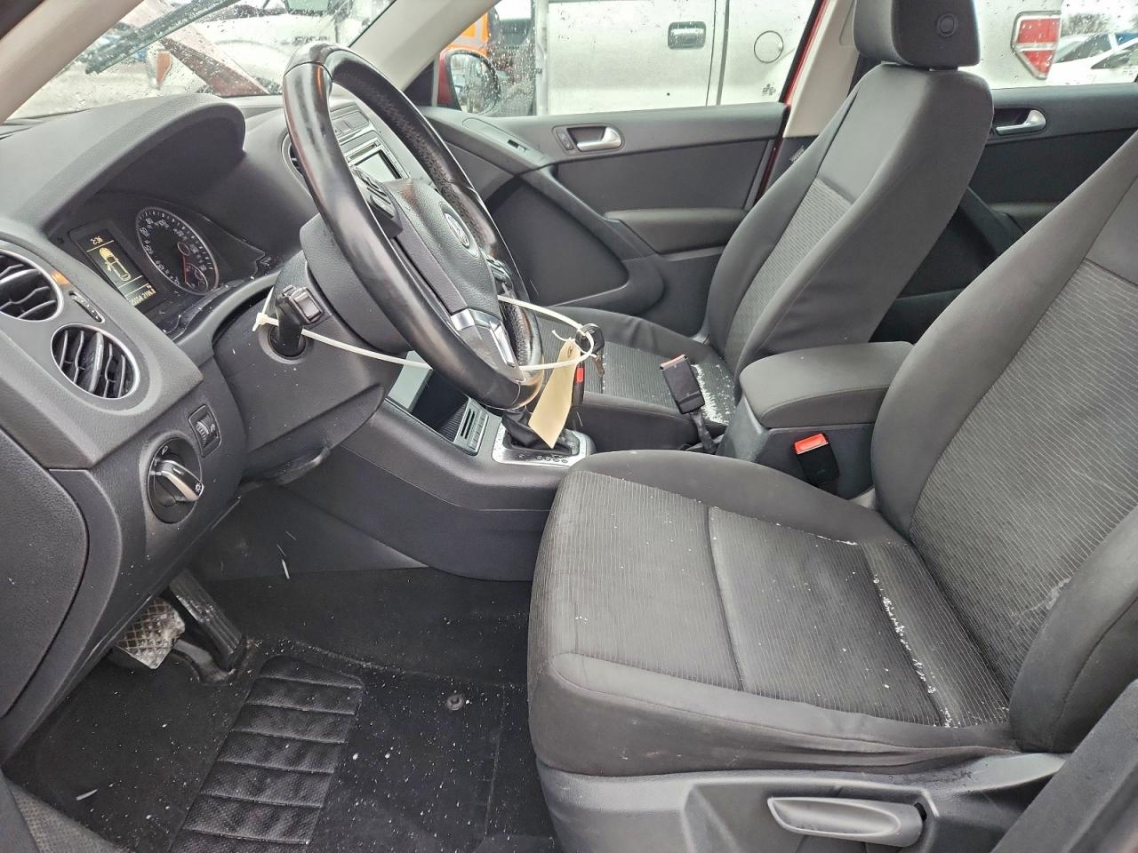 2015 Volkswagen Tiguan S VIN: WVGAV7AX5FW098048 Lot: 94545385