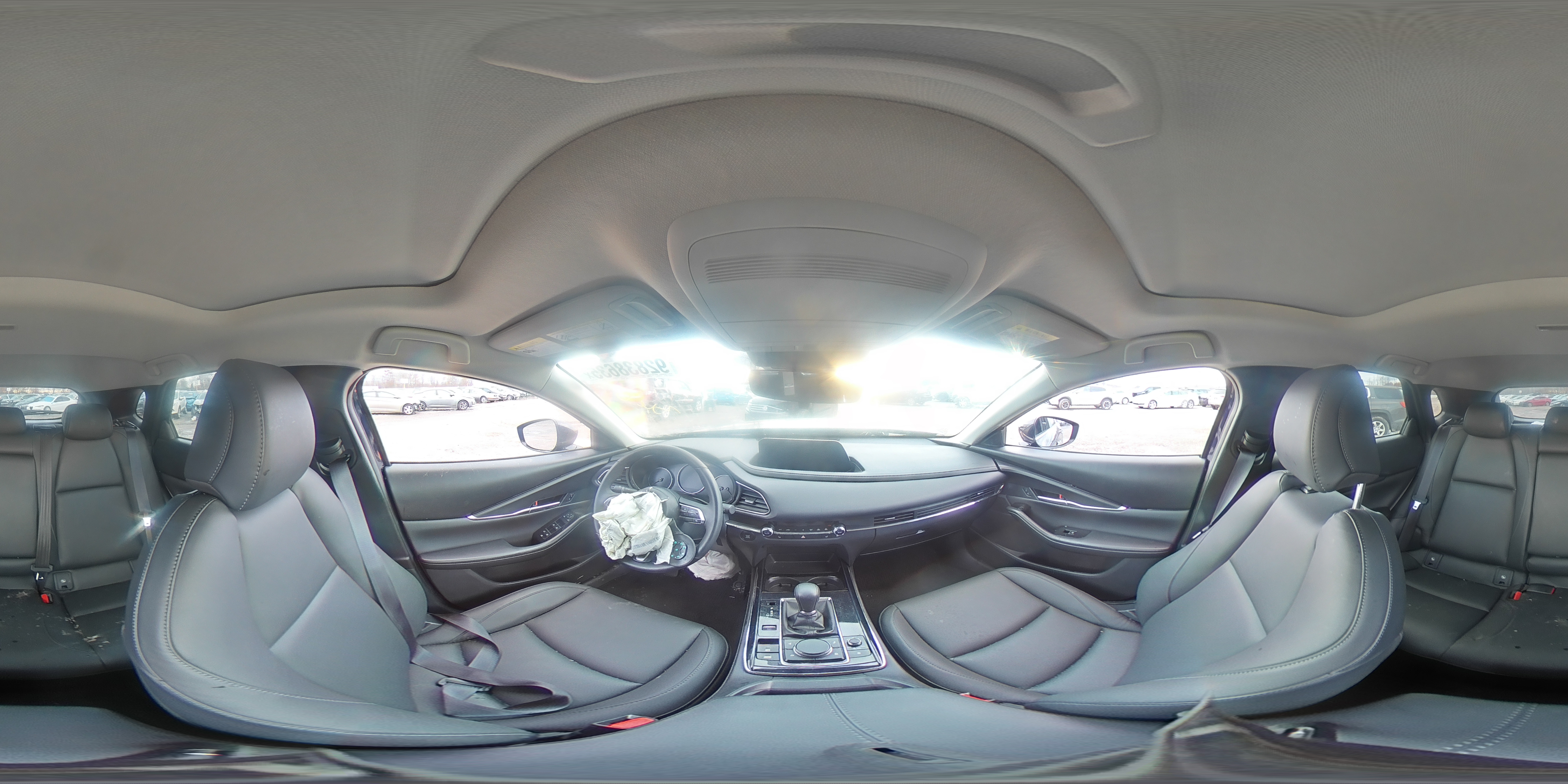 2025 Mazda Cx-30 Preferred VIN: 3MVDMBCM1SM858186 Lot: 92838635