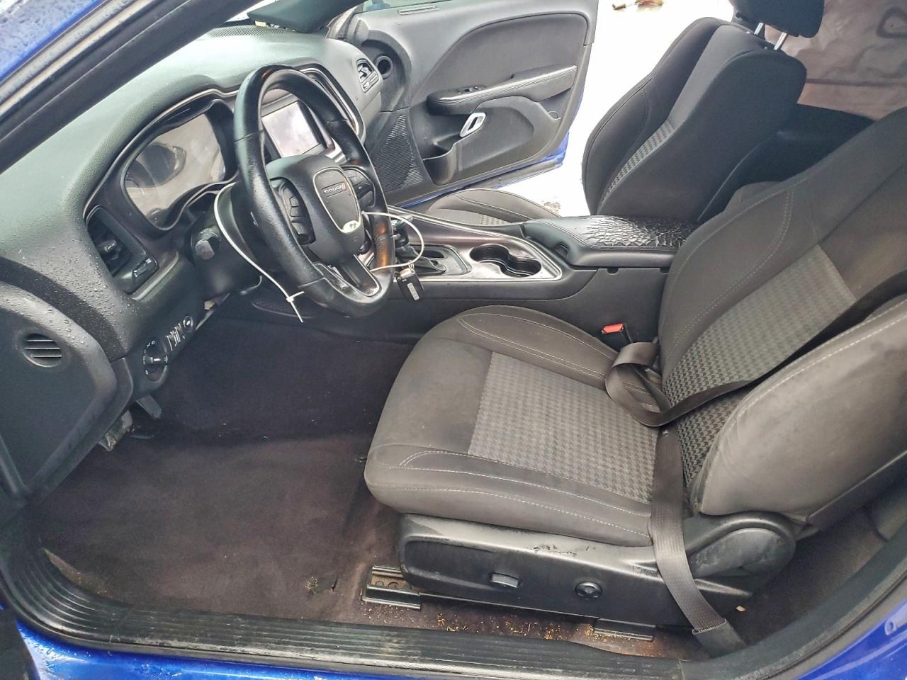 2018 Dodge Challenger Sxt VIN: 2C3CDZAG5JH215134 Lot: 94088745