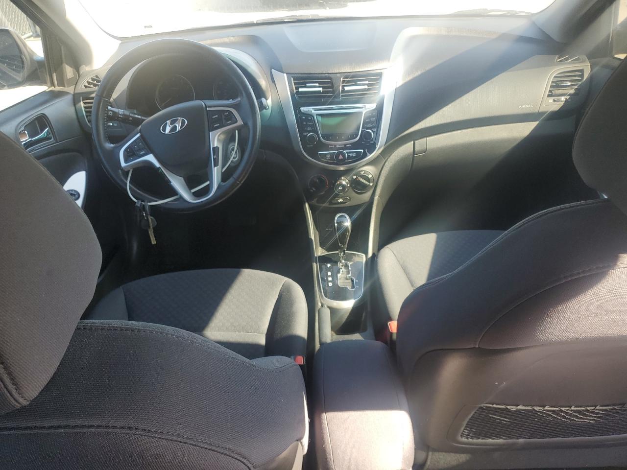 2013 Hyundai Accent Gls VIN: KMHCU5AE3DU109555 Lot: 92832355