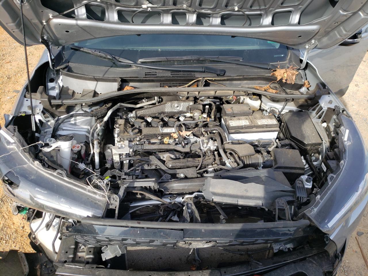 2025 Toyota Corolla Cross Le VIN: 7MUCAABG2SV121984 Lot: 92525805