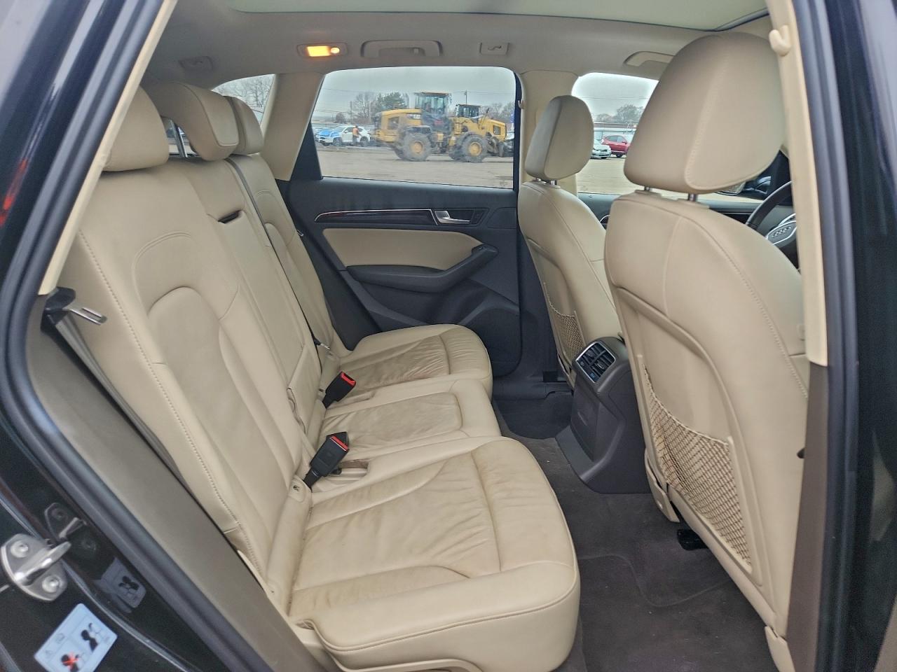 2016 Audi Q5 Premium VIN: WA1C2AFP3GA056059 Lot: 93369905