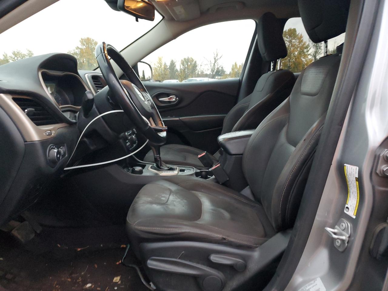 2017 Jeep Cherokee Latitude VIN: 1C4PJMCB8HW518866 Lot: 93235375