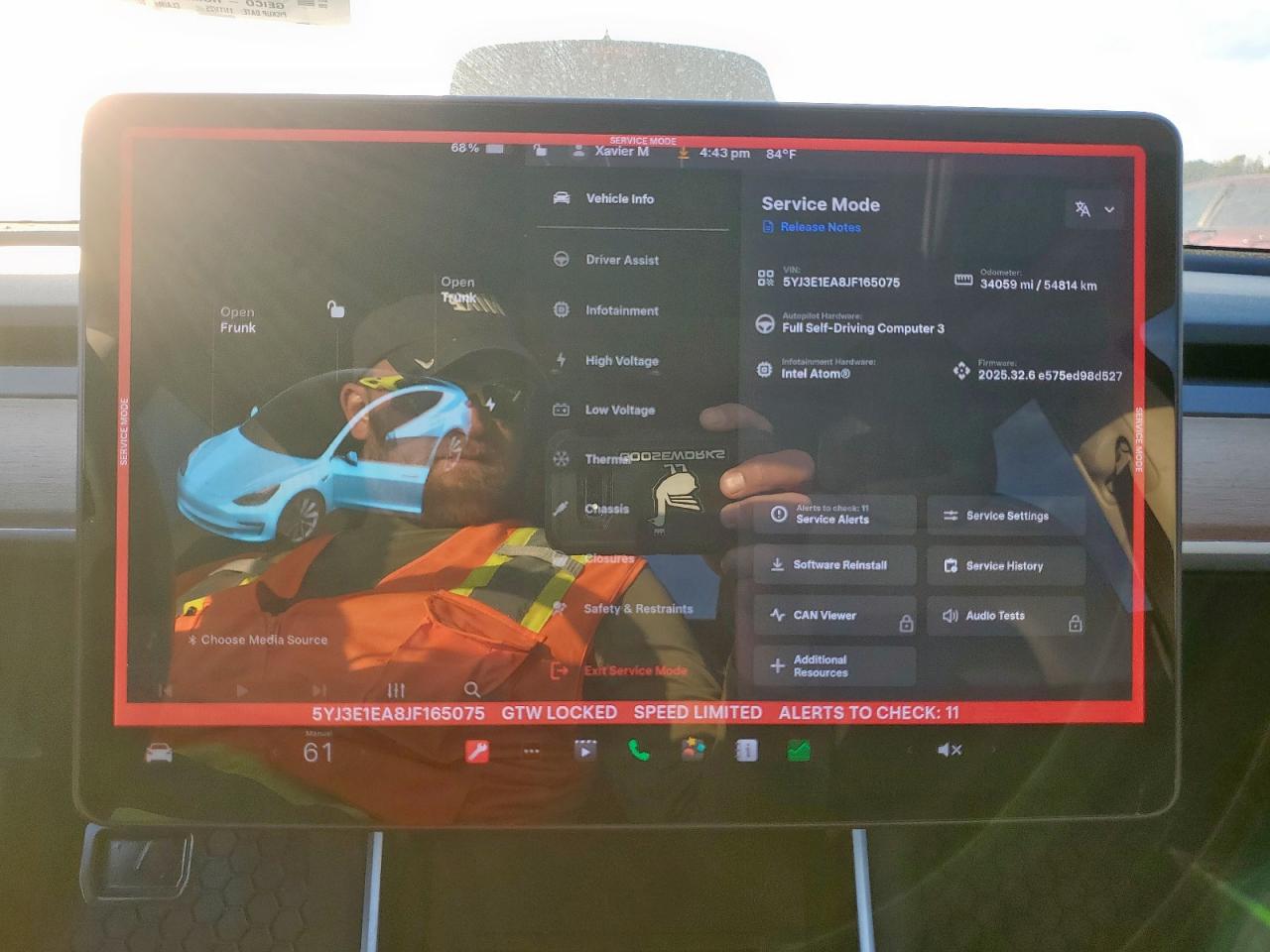 2018 Tesla Model 3 VIN: 5YJ3E1EA8JF165075 Lot: 85437865