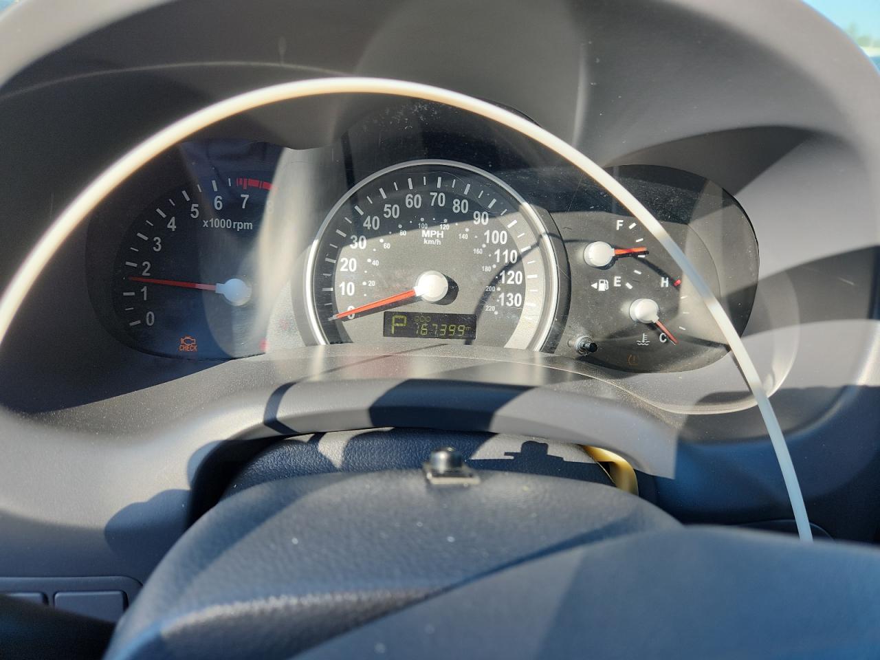 2012 Kia Sedona Lx VIN: KNDMG4C70C6504806 Lot: 93702445