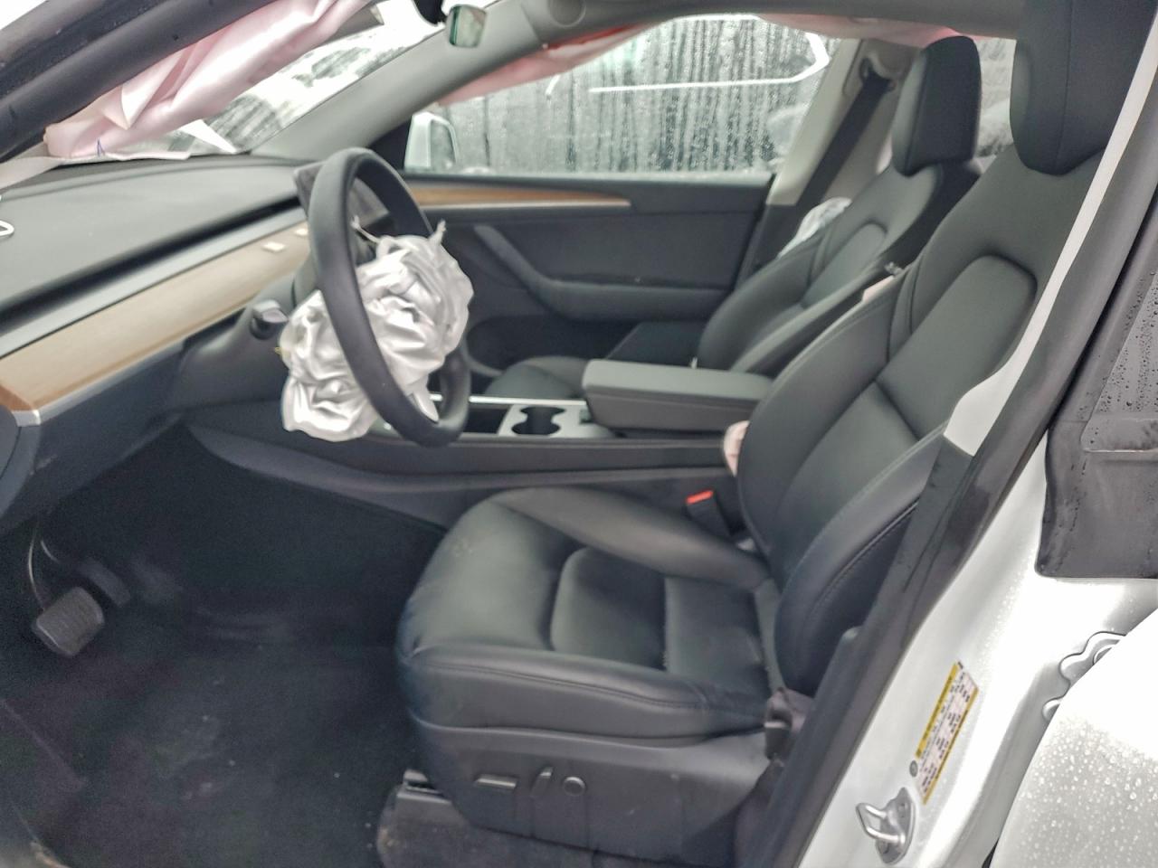 2024 Tesla Model Y VIN: 7SAYGDED2RF047209 Lot: 94340135