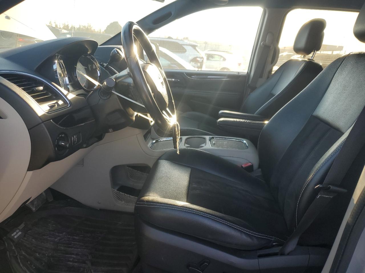 2019 Dodge Grand Caravan Sxt VIN: 2C4RDGCG0KR699202 Lot: 91455045