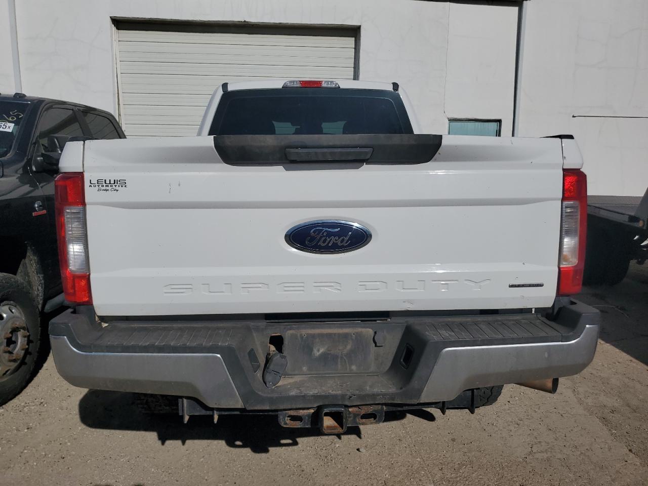 2017 Ford F250 Super Duty VIN: 1FT7W2B65HEC52805 Lot: 91182445