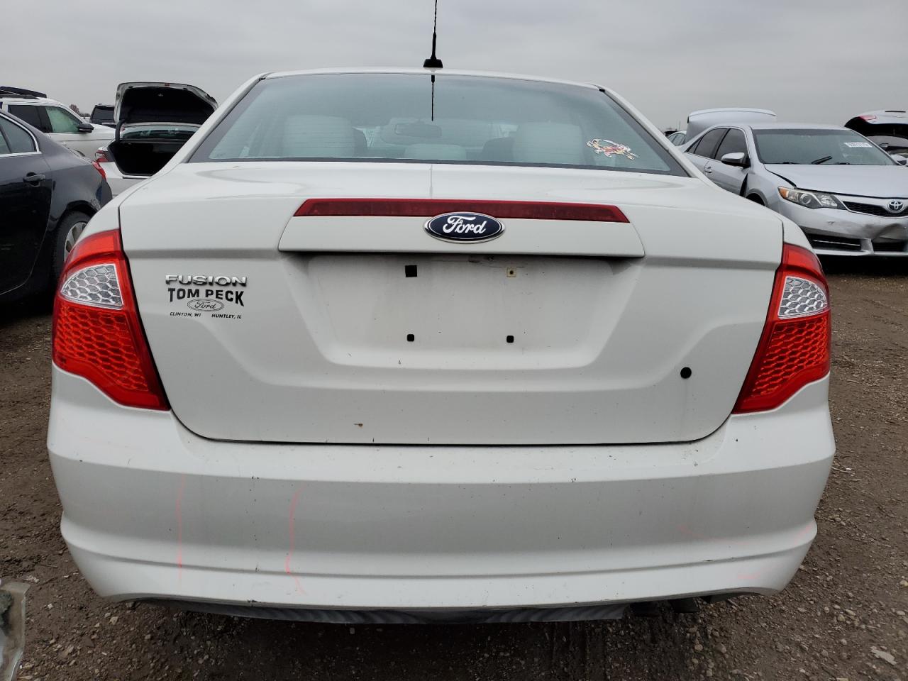 2011 Ford Fusion S VIN: 3FAHP0GA7BR316792 Lot: 93182395