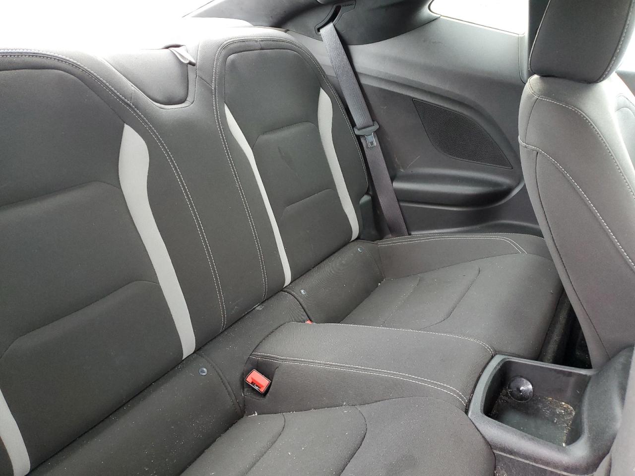 2018 Chevrolet Camaro Lt VIN: 1G1FB1RXXJ0137032 Lot: 92361355