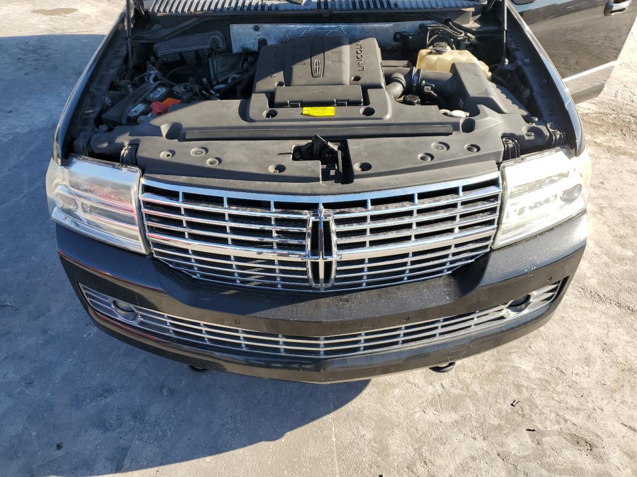 2012 Lincoln Navigator L VIN: 5LMJJ3J52CEL06551 Lot: 92795495