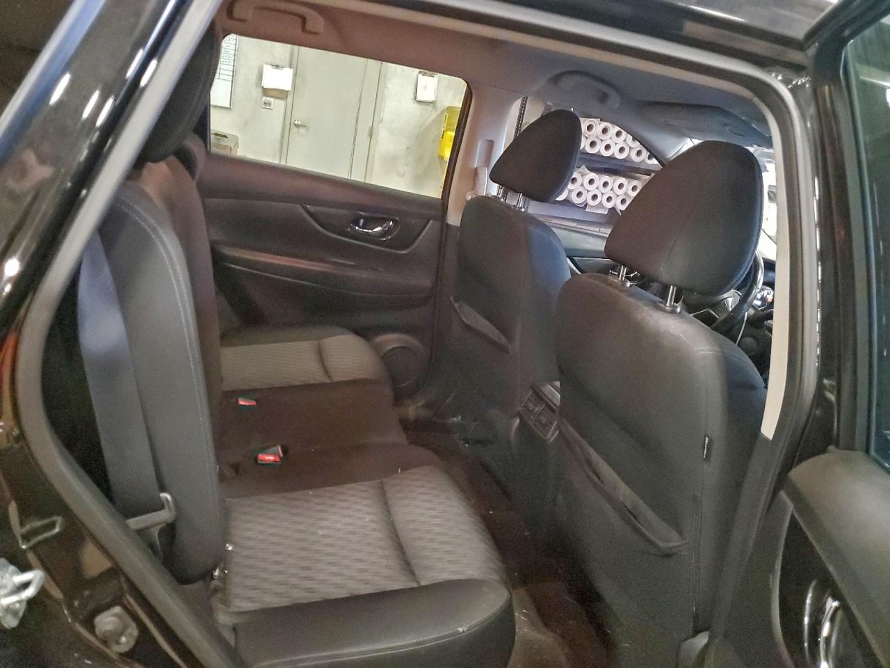 2017 Nissan Rogue S VIN: KNMAT2MT5HP505594 Lot: 93759615