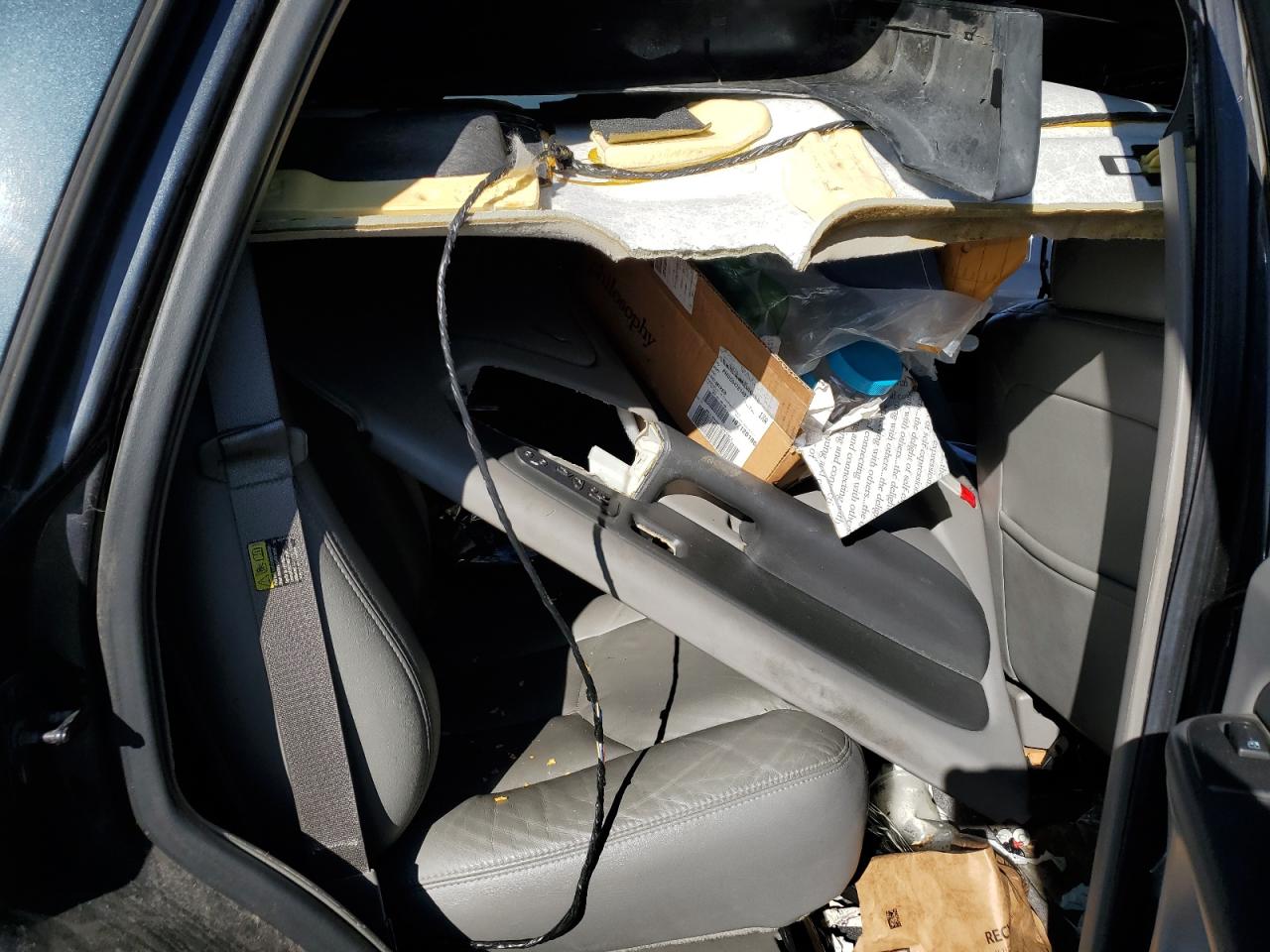 2003 Chevrolet Tahoe K1500 VIN: 1GNEK13T83J343964 Lot: 91861875