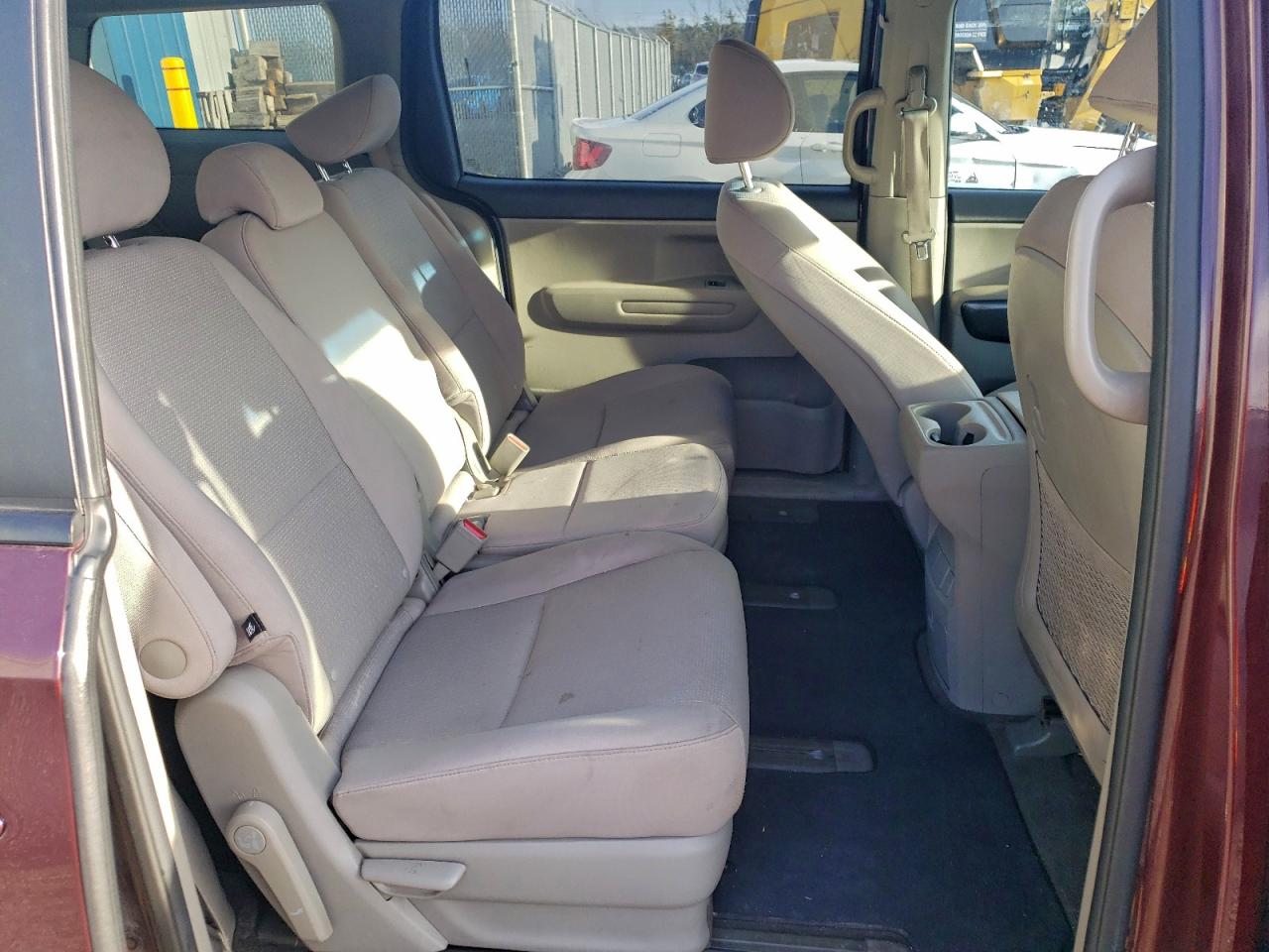 2018 Kia Sedona Lx VIN: KNDMB5C11J6357084 Lot: 94031875