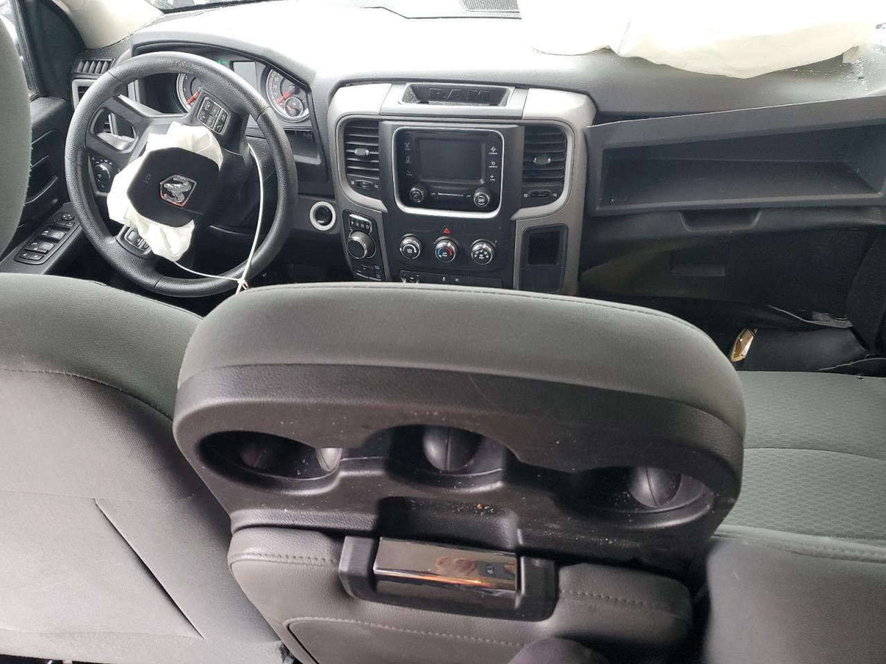 2017 Ram 1500 St VIN: 3C6RR7KT2HG627181 Lot: 93542865