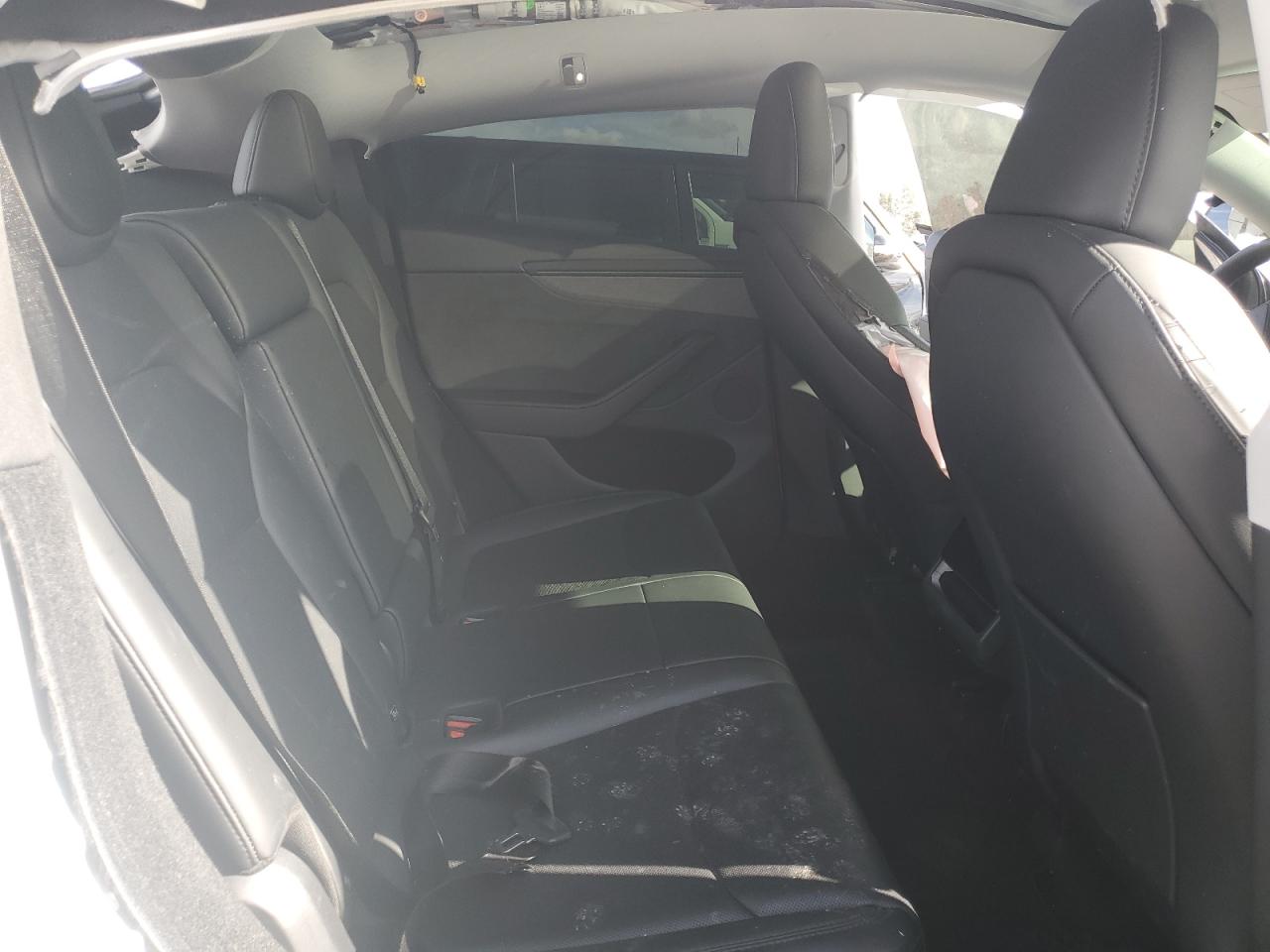 2026 Tesla Model Y VIN: 7SAYGDED9TF374455 Lot: 93256885