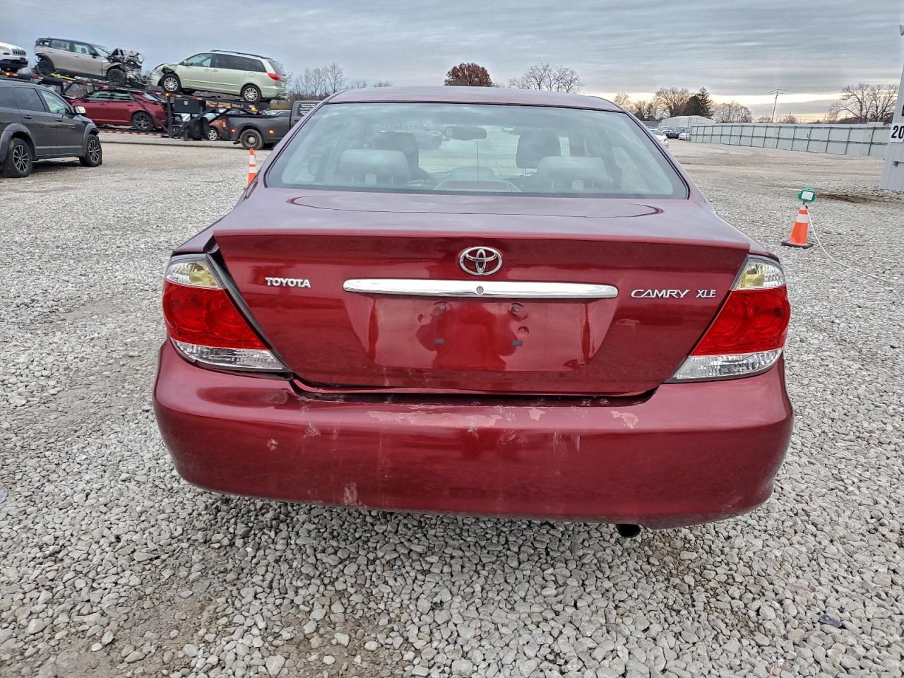 2005 Toyota Camry Le VIN: 4T1BE32K85U098717 Lot: 94313995