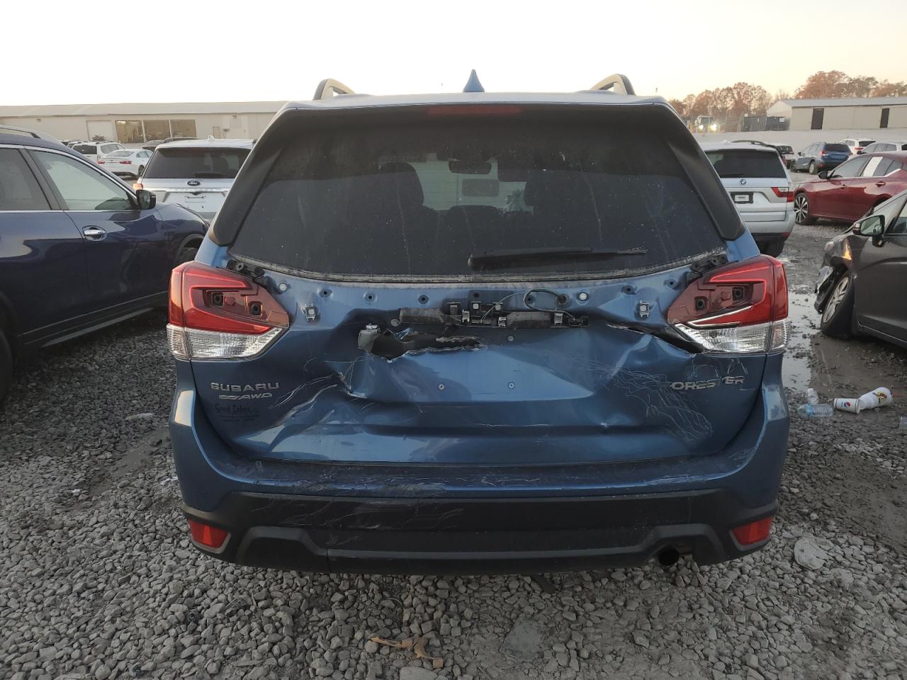 2020 Subaru Forester Premium VIN: JF2SKAJCXLH492206 Lot: 92375505